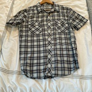 Lucky Brand casual button down. Short sleeve.